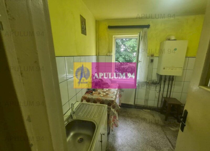 Apartament cu 2 camere de vanzare in Campina